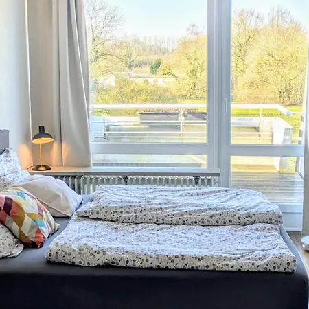 Sunny Seaside Apartman